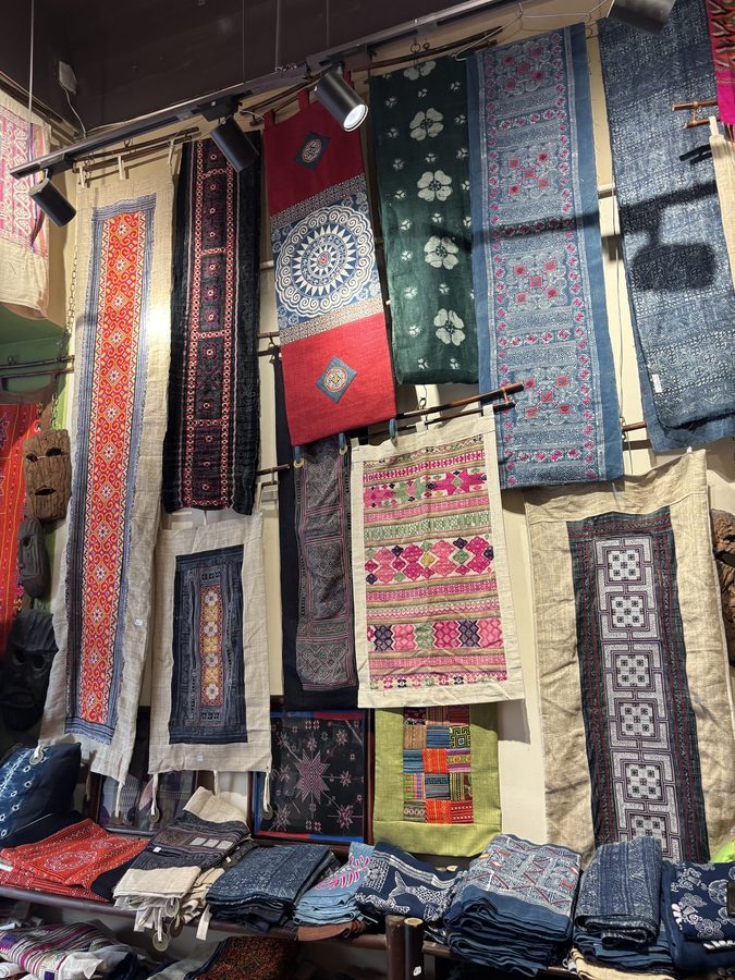 Vietnamese Craft Guildの店内・商品(ハノイ)